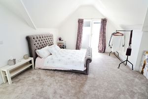 THE SHIPYARD- click for photo gallery